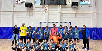 Genç Kızlar Türkiye Şampiyonasına Galibiyetle başladı