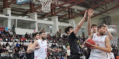 İstiklal Basketbol, namağlup liderliği sürdürüyor 