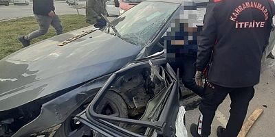 Kahramanmaraş’ta iki otomobil çarpıştı: 2 yaralı