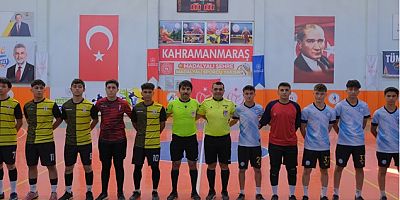 Onikişubat Belediyesi’nin Cumhuriyet Spor Şöleni’nde futsal heyecanı başladı