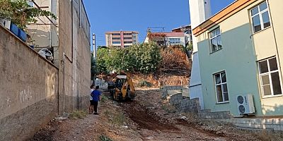 Onikişubat Belediyesi, sağanağın izlerini silmek için 7/24 çalışıyor