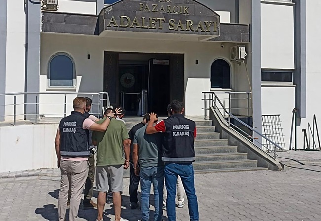 Pazarcık Merkezli Uyuşturucu Operasyonunda 4 Tutuklama Kahramanmaraş’ta polis ekipleri tarafından