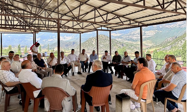 Çukurhisar’da Mahalle Muhtarları Buluştu: Sorunlar ve Talepler Masaya Yatırıldı Onikişubat