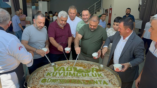 Gündeş Pırlanta Auto’dan Geleneksel Aşure Programı Birlik ve Bereket Sofrasında