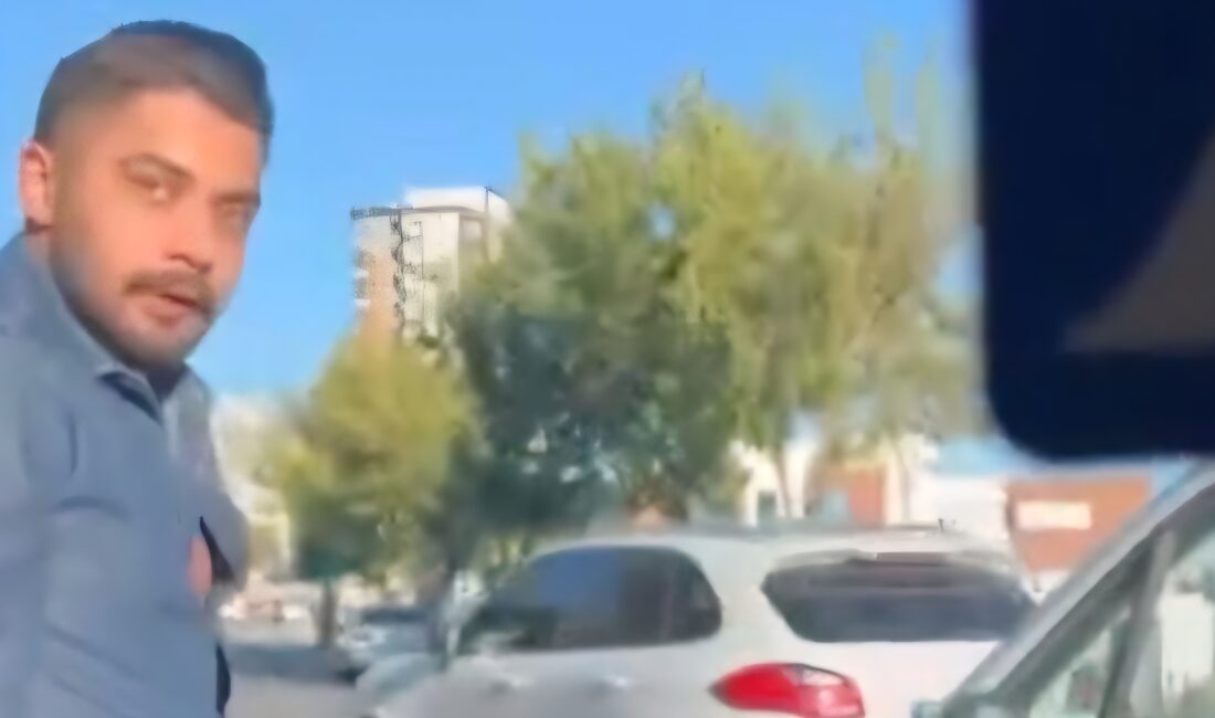 Kahramanmaraş’ta trafikte tartıştığı sürücünün camını kırdı  Kahramanmaraş’ta trafikte tartıştığı sürücünün