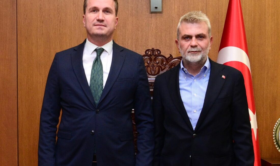 Büyükşehir’de Genel Sekreterliğe Atalar Getirildi Büyükşehir Belediye Başkanı Fırat Görgel,