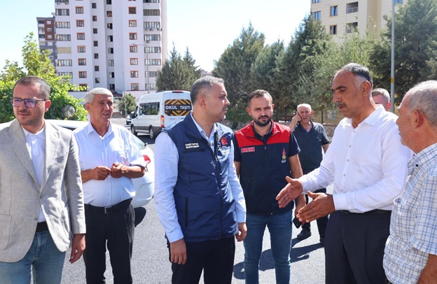 Başkan Toptaş’tan Haydarbey Mahallesi’ne 60 milyonluk asfalt yatırımı Hanifi Toptaş