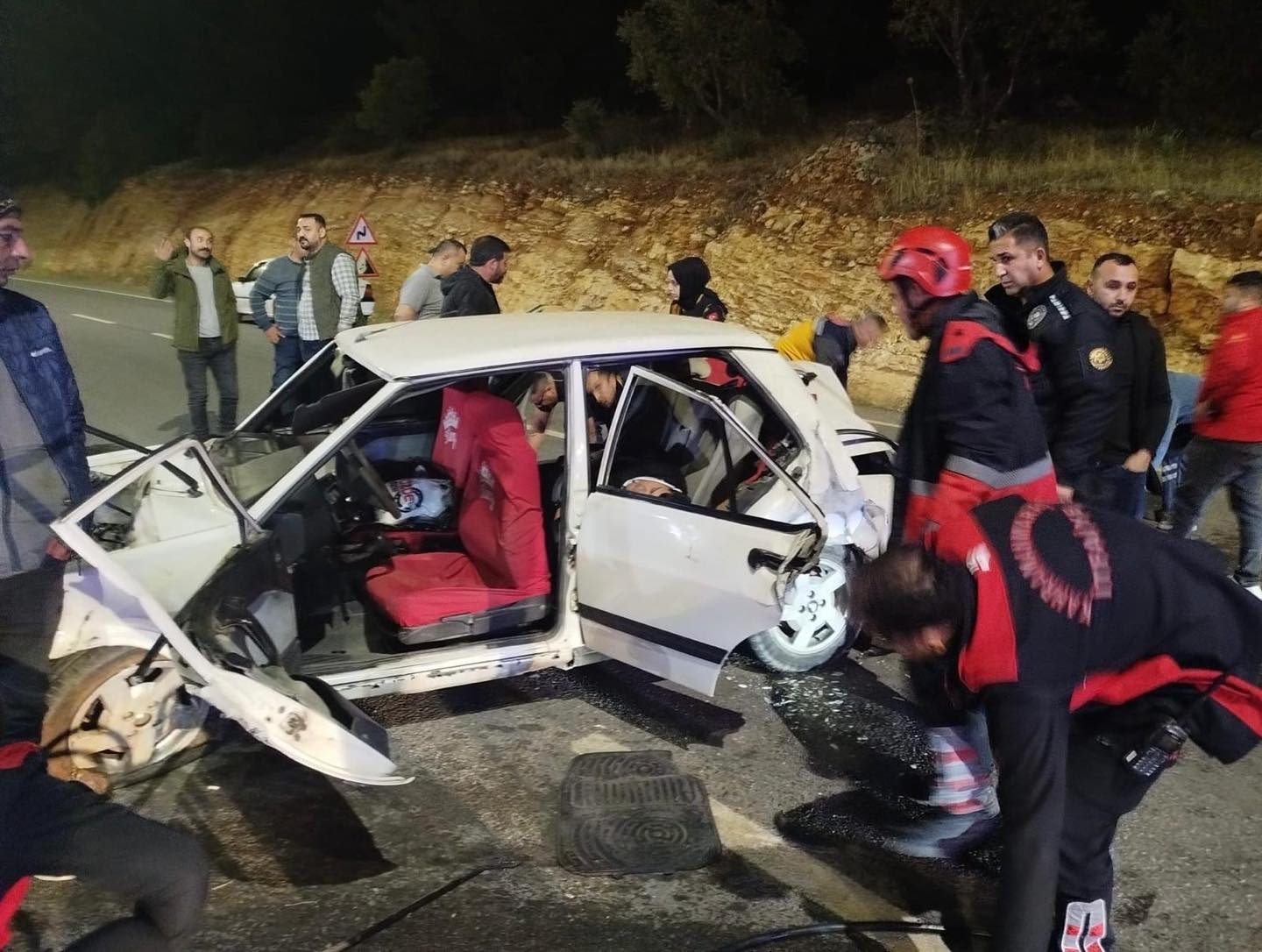 Kahramanmaraş’ta Trafik Kazası: 2 Yaralı Kahramanmaraş’ın Dulkadiroğlu ilçesine bağlı Pınarbaşı