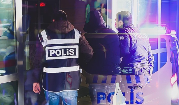 Kahramanmaraş’taTefecilik Operasyonu 30 Adrese Eş Zamanlı Baskın, 15 Gözaltı Kahramanmaraş’ın