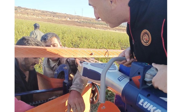 Pazarcık’ta İş Kazası: Kolunu Makineye