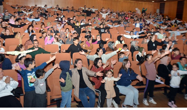 “Dile Benden Ne Dilersen” ile Çocuklar Hayal Gücünü Keşfetti Büyükşehir