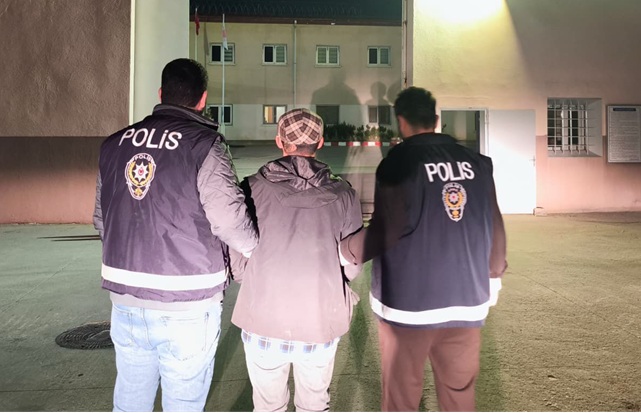 Emniyetten Kararlı Mücadele: 88 Yıl Hapis Cezalı Hükümlü Yakalandı 88