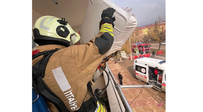 Kahramanmaraş’ta Müstakil Evde Yangın: 1 Kişi Yaralandı Kahramanmaraş’ın Dulkadiroğlu ilçesi