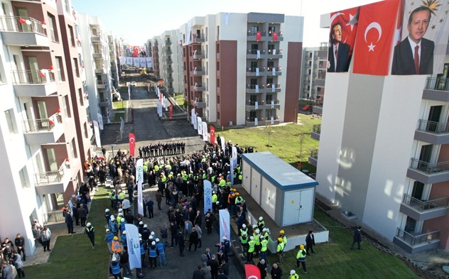 Bakan Kurum: “Yıl Sonuna Kadar 74 Bin Konut ve İş