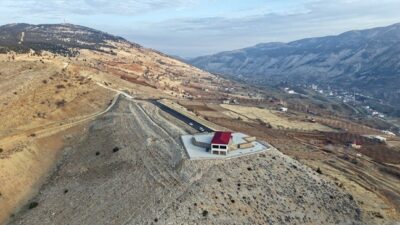 Büyükşehir, Çağlayancerit İstiklal Mahallesi’nde Asfalt Çalışmasını Tamamladı Büyükşehir Belediyesi, Çağlayancerit