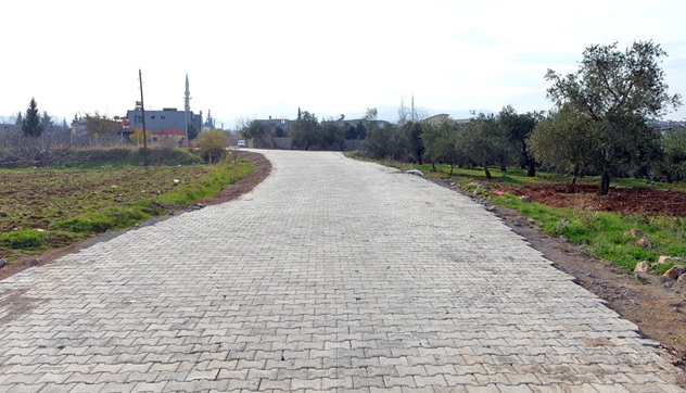 Büyükşehir, Onikişubat Kırsalında Bir Mahallenin Daha Ulaşımını İyileştirdi Büyükşehir Belediyesi,