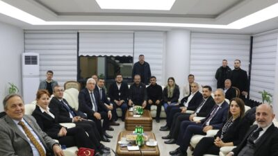 CHP Genel Merkez ve Milletvekilleri Heyetinden Pazarcık Belediyesine Ziyaret Cumhuriyet