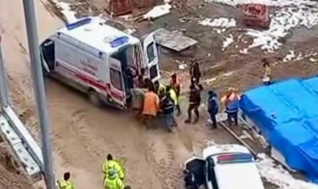 Kahramanmaraş’ta ikinci kattan düşen işçi yaralandı Kahramanmaraş’ta bir inşaat sahasında