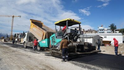 Büyükşehir’den Ali Sezal Bulvarı’na Asfalt Büyükşehir Belediyesi, Ali Sezal Bulvarı’nda