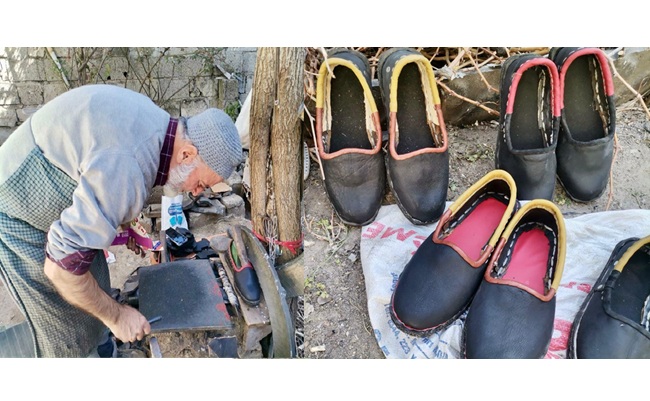 Kahramanmaraş’ta Yarım Asırlık Yemeni Ustası Teknolojiye Direniyor Kahramanmaraş’ın Pazarcık ilçesinde