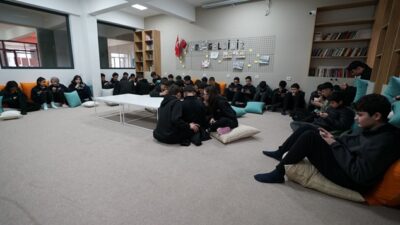 Gençlerden Kıyasıya Mücadele; Ödül Rotası İstanbul Büyükşehir Belediyesinin gençlik markası