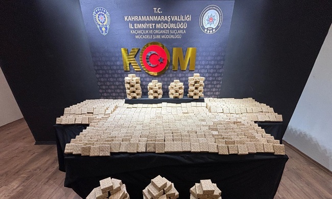 Kahramanmaraş’ta Uyuşturucu ve Kaçakçılık Operasyonu: 4 Kişi Tutuklandı Kahramanmaraş’ta polis