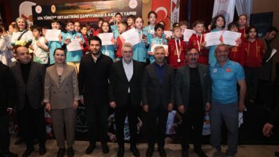 36 ilden 801 sporcunun katıldığı Oryantiring Türkiye Şampiyonası, Kahramanmaraş'ta büyük