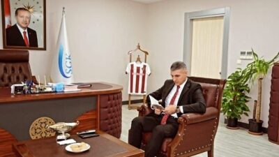 62. Kütüphane Haftası kapsamında düzenlenen etkinlikte SGK personeli de kitap