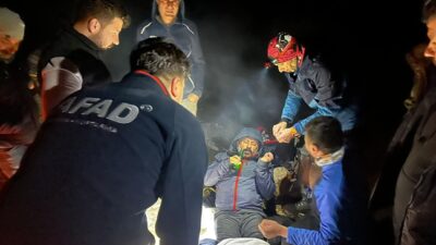 Kahramanmaraş’ın Çağlayancerit ilçesinde, Engizek Yaylası’nda mahsur kalan 8 kişilik dağcı