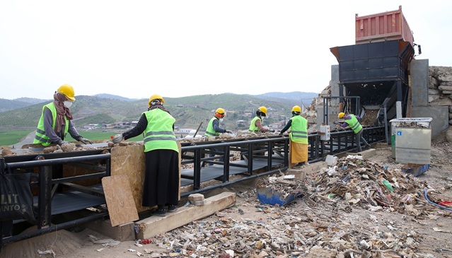 Büyükşehir Belediyesi, hayata geçirdiği çevre yatırımları, sürdürülebilir geri dönüşüm hamleleri,