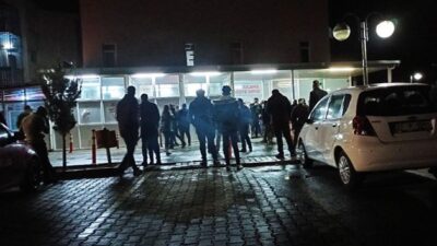 Kahramanmaraş’ın Onikişubat ilçesinde meydana gelen olayda, bir kişi tartıştığı eşini