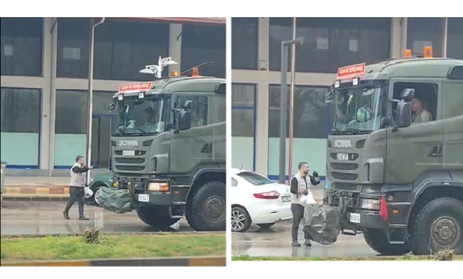 Kahramanmaraş’ın Pazarcık ilçesinde, Malatya istikametine ilerleyen askeri konvoy, bir işletme