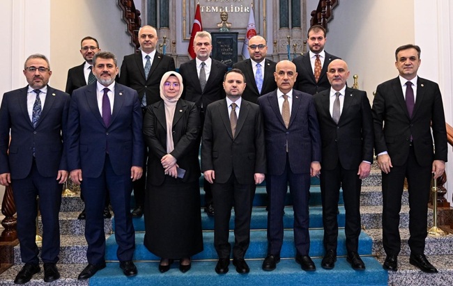 AK Parti Kahramanmaraş heyeti ile birlikte Ankara’da Adalet Bakanı Akın