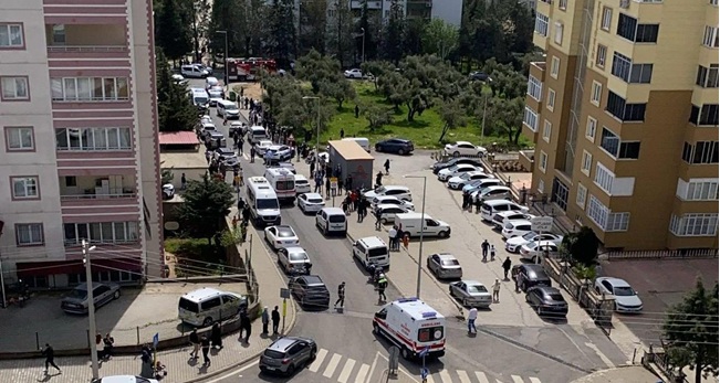 Kahramanmaraş’ta okulda silahlı saldırı: Biri öğretmen 3 öğrenci öldü 20