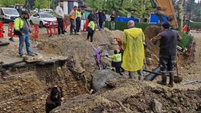 Kahramanmaraş’ın Dulkadiroğlu ilçesinde meydana gelen içme suyu hattı arızası nedeniyle