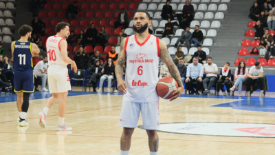 Türkiye Basketbol Ligi 2025-2026 sezonu 32. hafta mücadelesinde Kahramanmaraş İstiklalspor,