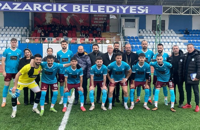 Play-off heyecanı öncesi belediyeden çağrı: “Tribündeki yerimizi alalım” Pazarcık Belediyesi,