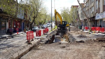 KASKİ tarafından Dumlupınar Mahallesi’nde başlatılan altyapı yenileme projesi kapsamında bölgeye