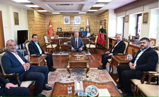 Memur-Sen Kahramanmaraş İl Başkanı Mehmet Çetin ve beraberindeki heyet, Kahramanmaraş