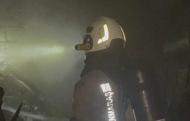 Kahramanmaraş’ta Ev Yangını: 6’sı Çocuk 8 Kişi Dumandan Etkilendi Kahramanmaraş’ın