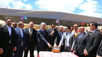 Kahramanmaraş’ın Pazarcık ilçesine bağlı Tilkiler Mahallesi’nde, hayırsever iş insanı Ali