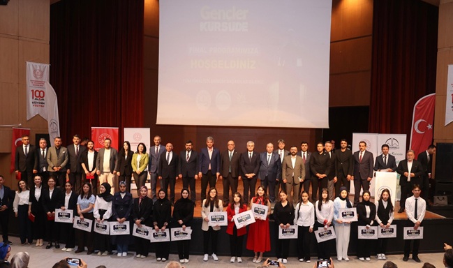 GENÇLER KÜRSÜDE PROJESİ İL FİNALİ