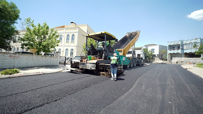 Büyükşehir Belediyesi, şehir tarihinin en büyük asfalt seferberliğine başladı. Program