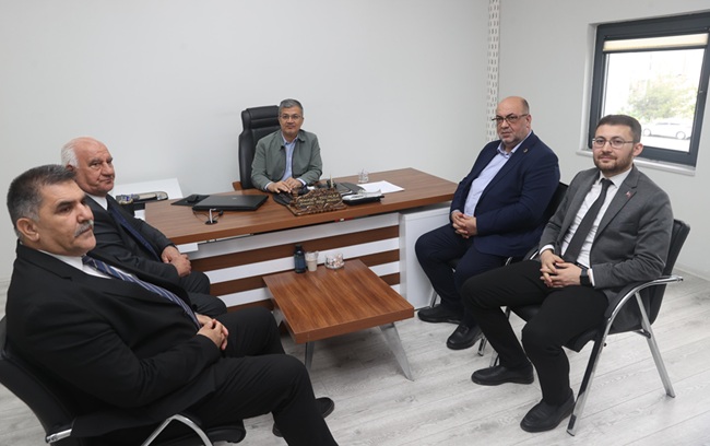 Belediye Başkanlarından Armadaş Bölge Müdürü