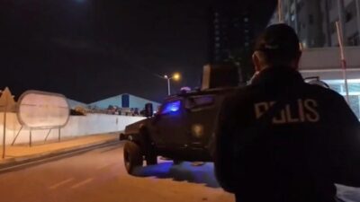Kahramanmaraş’ta narkotik ekiplerince düzenlenen operasyonda uyuşturucu madde ve silah ele