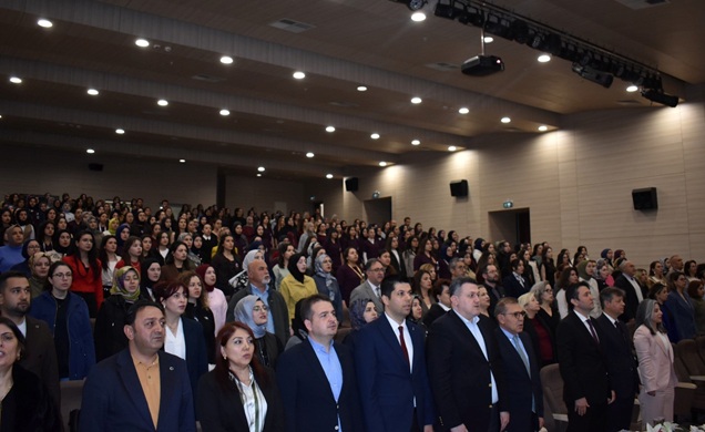 1. Uluslararası Katılımlı “Gelecek İçin Bir Milyon Ebe Daha” Ebelik