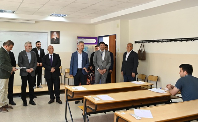 Büyükşehir Belediyesi, YKS öncesi üniversite adaylarına yönelik kapsamlı bir deneme