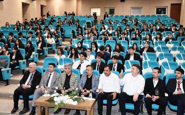 Erdem Bayazıt Anadolu Lisesi'nden Kahramanmaraş'ta