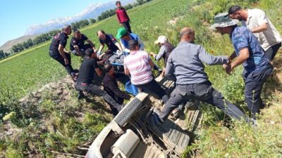 Kahramanmaraş’ta Otomobil Sulama Kanalına Uçtu: 4 Yaralı Kahramanmaraş’ın Elbistan ilçesinde