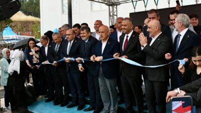 Onikişubat Belediyesi tarafından Kale Mahallesi’nde yapımı tamamlanan Kale Gençlik Merkezi